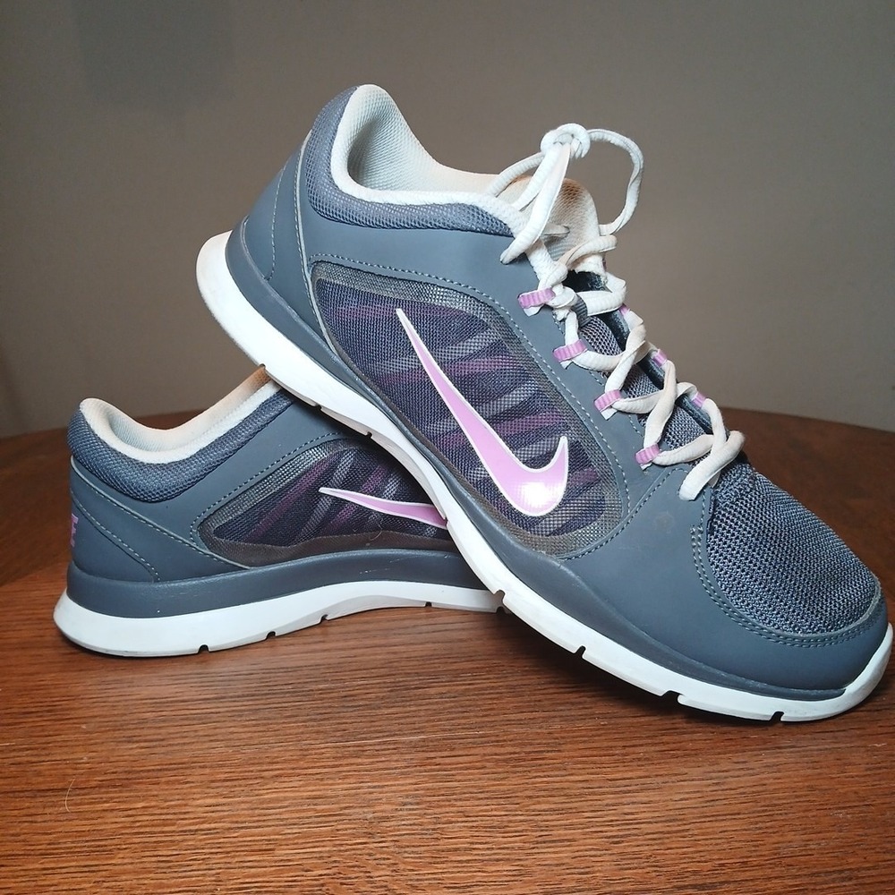 Nike Flex Trainer Womens 10 Black Lightweight Running Training Shoes Gym